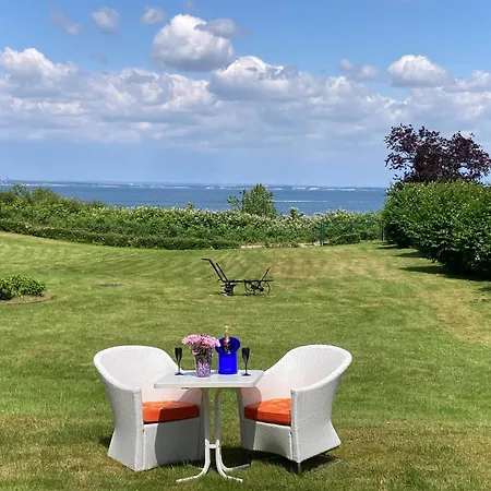 Meerblick-ostsee * Lübeck